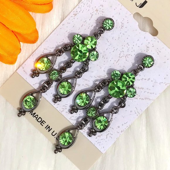Boho Earrings Green Rhinestone Dressy Drop Dangles Dark Antique Silvertone Med - Picture 1 of 4